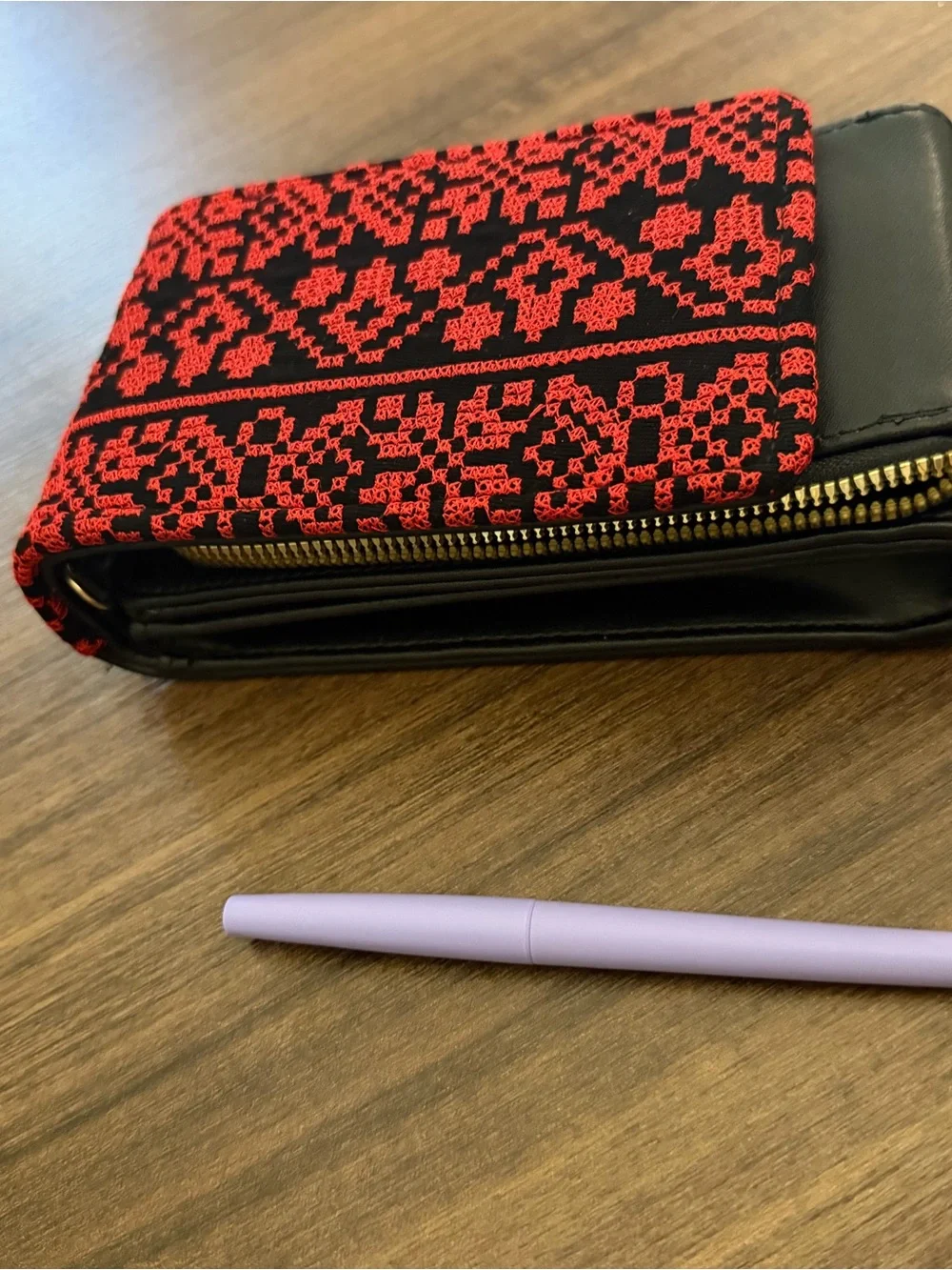 Palestinian Tatreez Crossbody bag with Detachable Strap